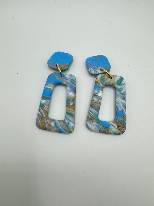 Brincos retângulo azul
